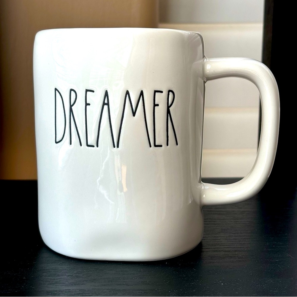 Rae Dunn DREAMER Coffee‎ Cup Mug EUC
